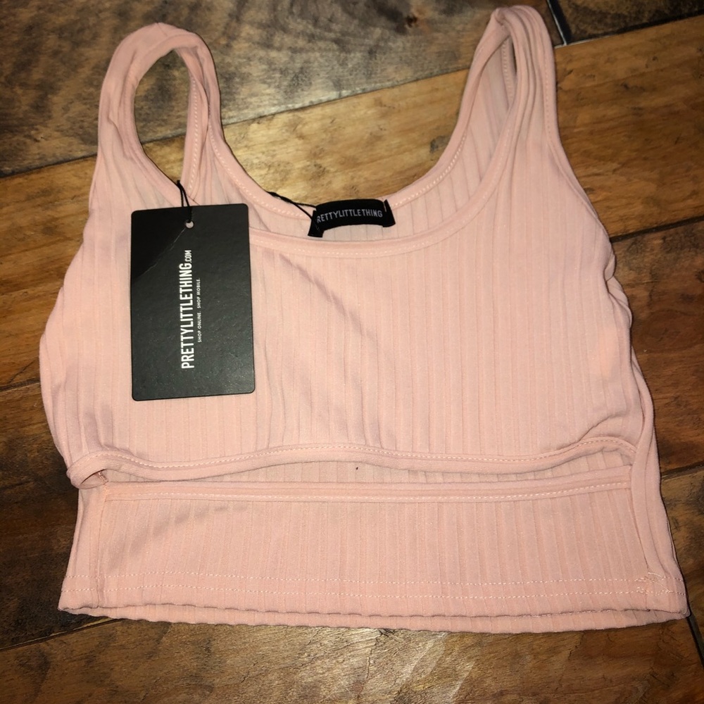 Crop top with underboob slit